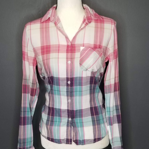 American Eagle Outfitters Tops - AEO Pink and blue ombre plaid button front blouse